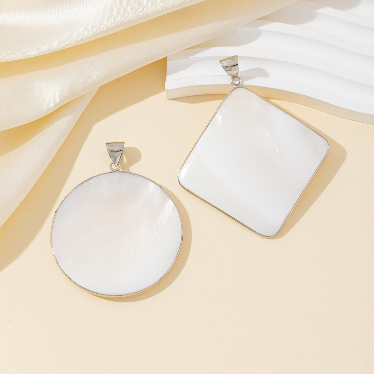 Mother Of Pearl Shell Pendant Necklace - 1개입 천연 담수 진주 무늬 펜던트,