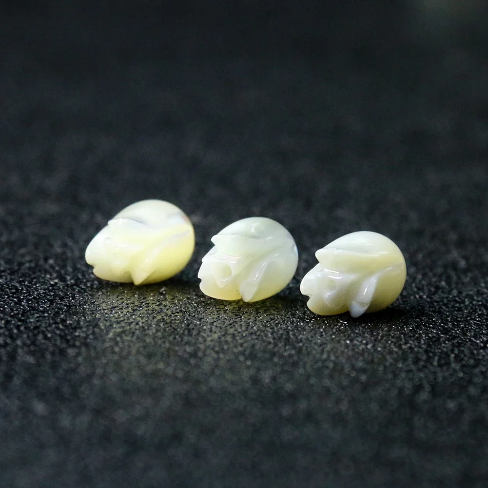 2PCS 자연 쉘 비즈 조각 된 튤립 장미 꽃 진주 매 - Mother Of Pearl Shell Pendant Necklace 리뷰 및 가격