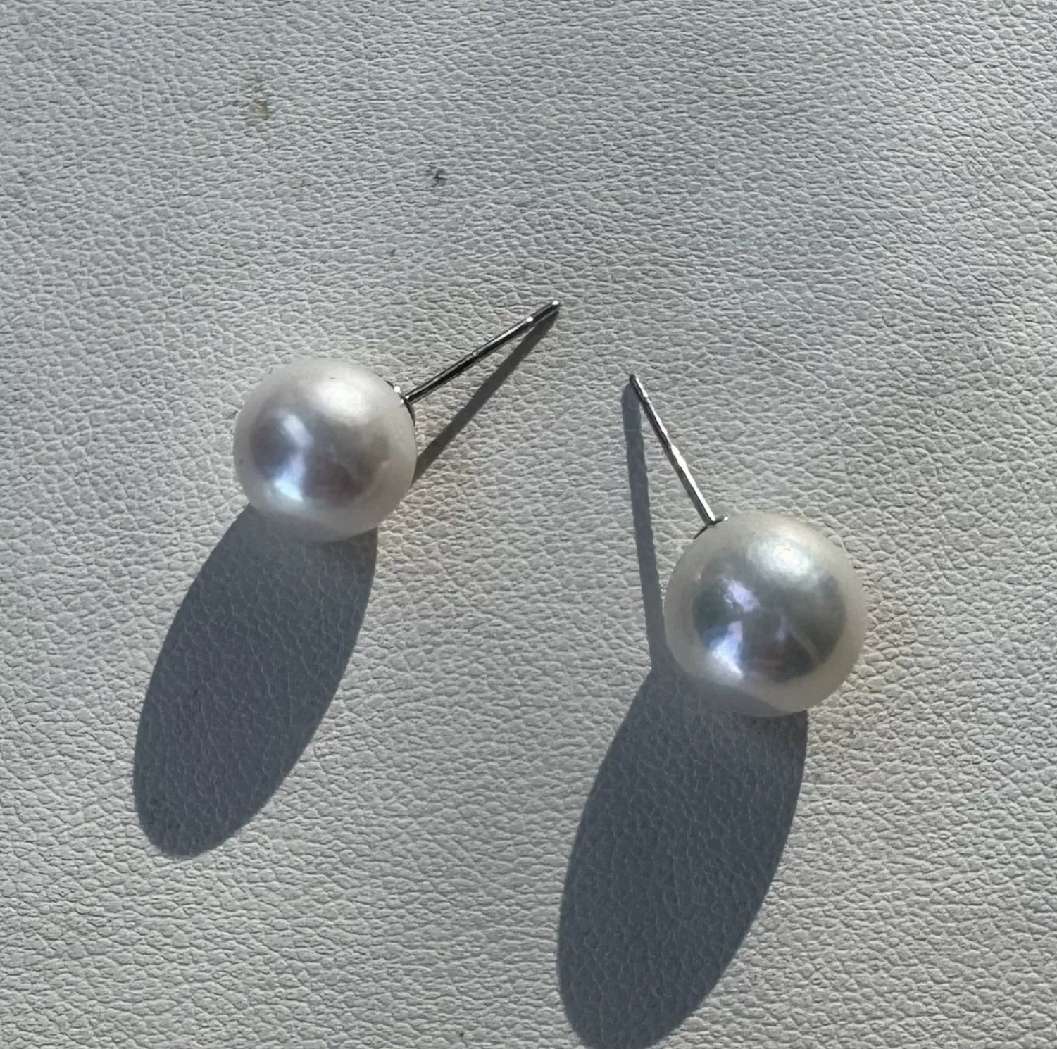 아름다운 주얼리, AAAA 등급의 9-10-11mm 천 - Akoya Pearl Stud Earrings Sterling Silver 리뷰 및 가격