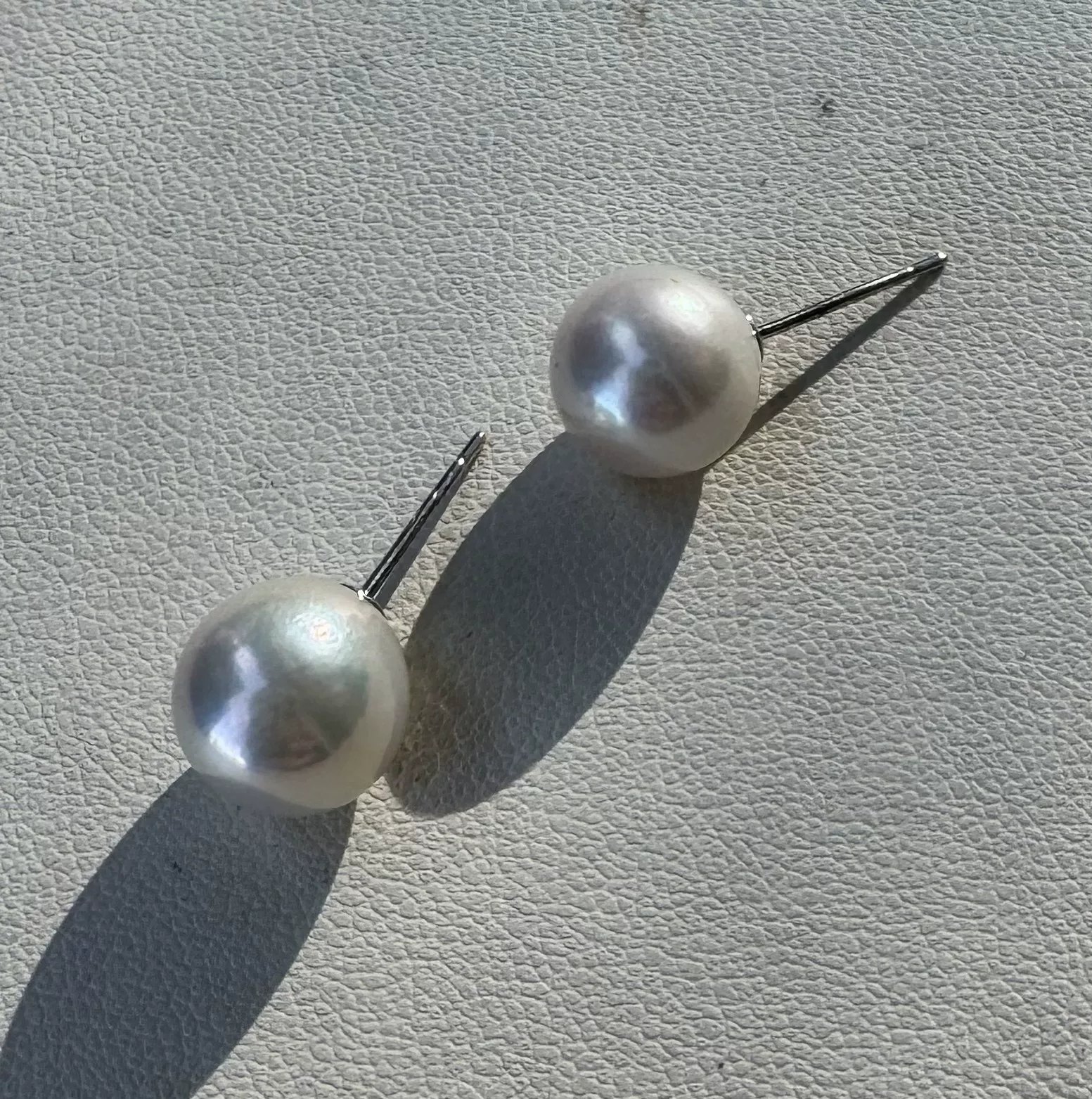 아름다운 주얼리, AAAA 등급의 9-10-11mm 천 - Akoya Pearl Stud Earrings Sterling Silver 리뷰 및 가격