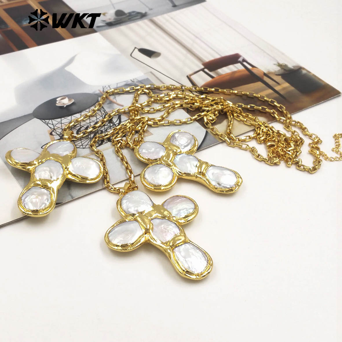 WT-JN349 최신 디자인 천연 담수 진주 십자가 모 - Baroque Pearl Pendant Necklace Gold 리뷰 및 가격
