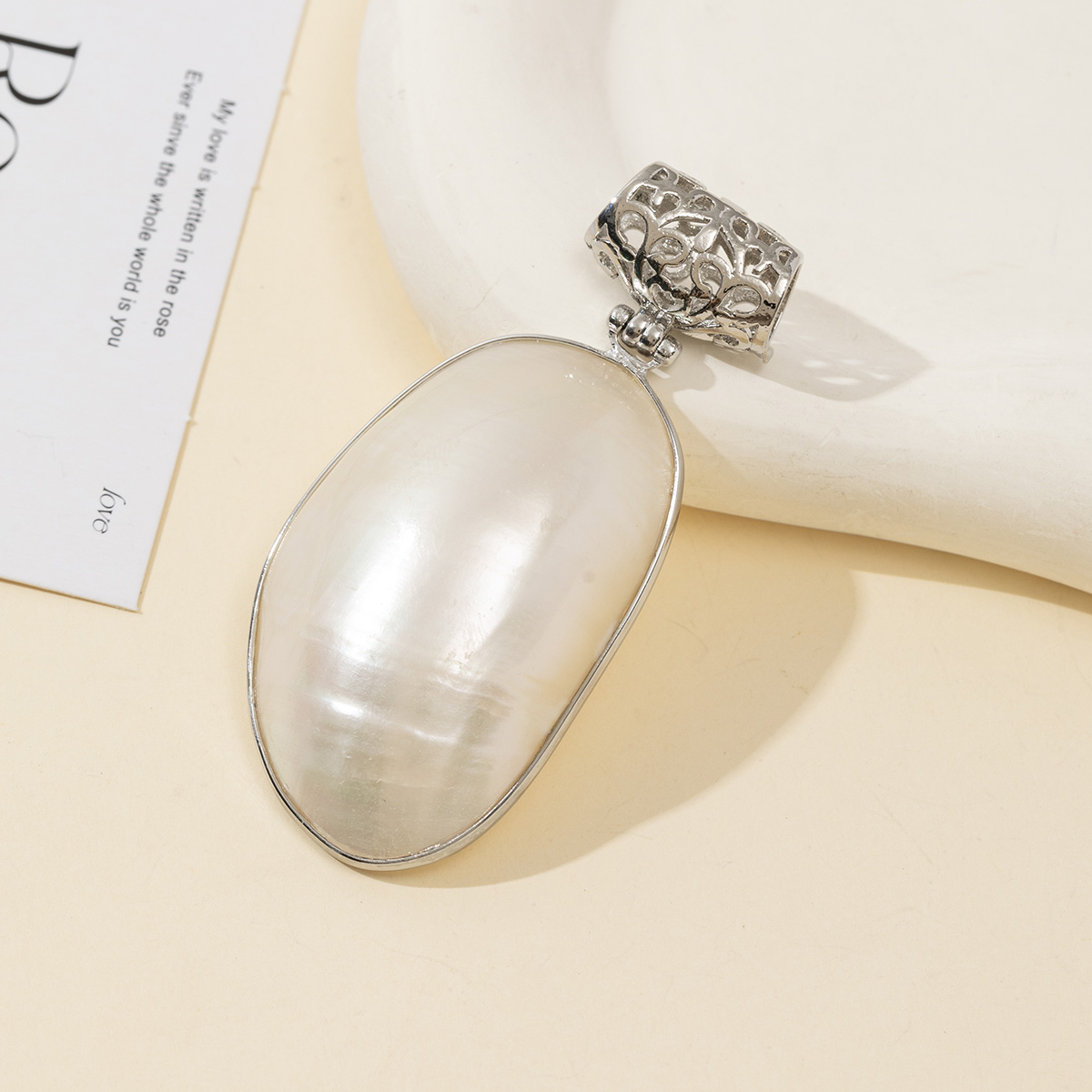 자연산 자개로 만든 타원형 펜던트, 은색 도금, 속이  - Mother Of Pearl Shell Pendant Necklace 리뷰 및 가격